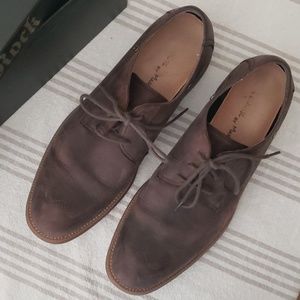 Men's dress shoes